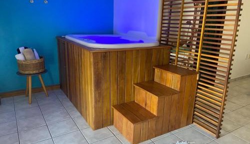 Double Room with Spa Bath