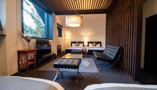 Deluxe Quadruple Room