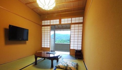 Japanese-Style Quadruple Room