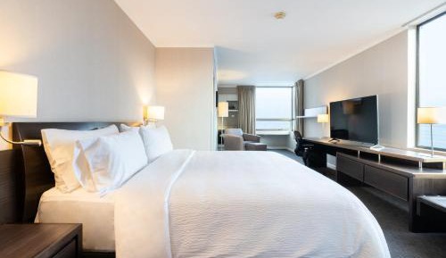 King Suite with Ocean View