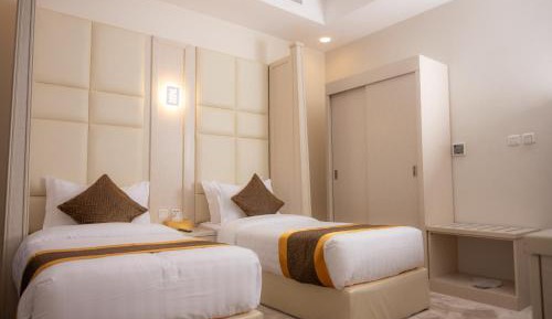 2 bedrooms Family Suite with living room 