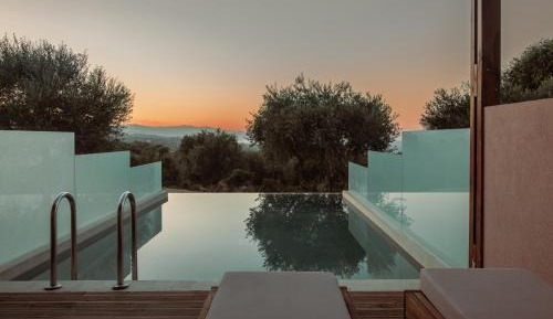Private Pool Superior Suite