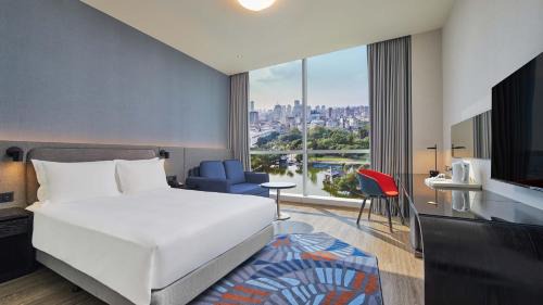 Staycation Offer -  Room Upgrade to Standard Double Room with Park View - Non-Smoking with Extra Benefits