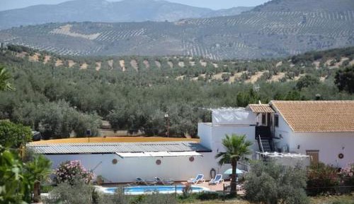 Apartment with Pool View 