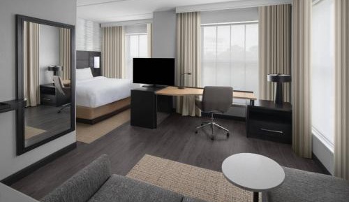 King Corner Studio Suite, with Sofa bed