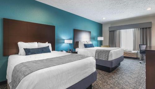 Queen Room with Two Queen Beds and Mobility Accessible Roll-In Shower