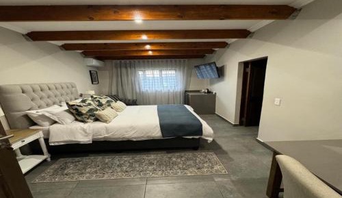 Queen Room - Disability Access