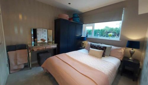 Double Room with Private Bathroom