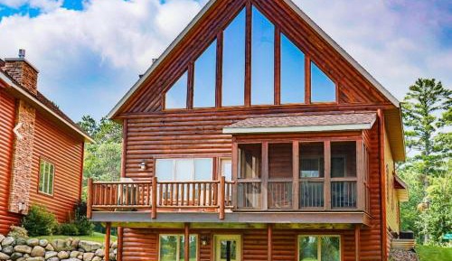 Villa #18 - 4 Bedrooms, 3.5 Bathrooms