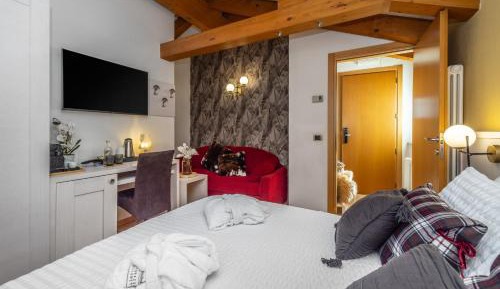 Superior Family Room