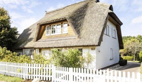 Five-Bedroom Holiday Home