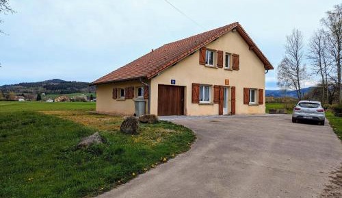 Holiday Home (10 Adults)