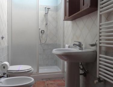One-Bedroom Apartment (2 Adults)