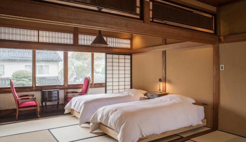 Japanese-Style Room