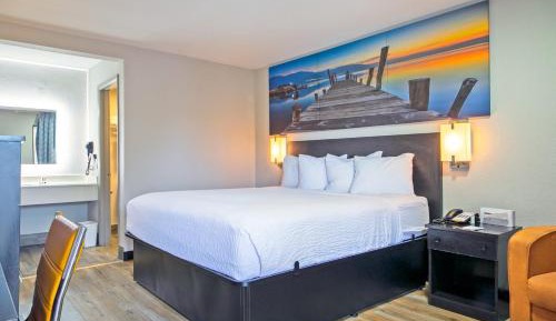 King Room - Non-Smoking