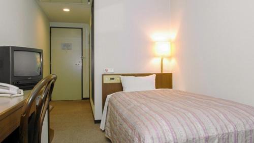 Single Room with Private Bathroom and Toilet - Non-Smoking 