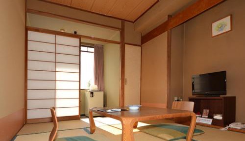 Economy Japanese-Style Room with Private Bathroom and Toilet - Smoking