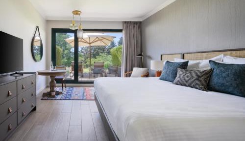 Superior Garden Room