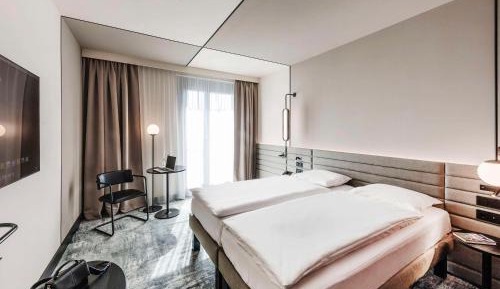 Superior King Room (with two separate mattresses)