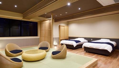 Standard Twin Room with Shared Bathroom