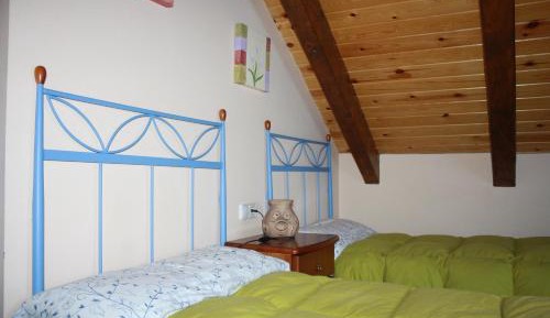 Apartment with Mountain View