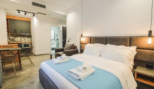 Studio Apartment