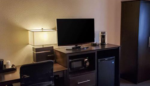 King Room - Non-Smoking