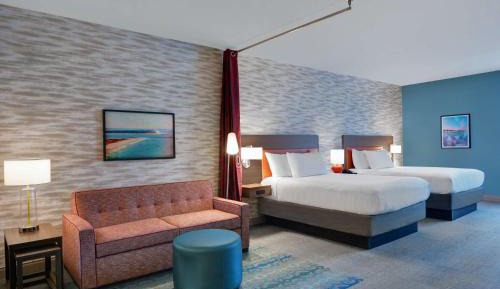 Queen Studio with Two Queen Beds - Non-Smoking