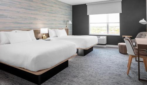 Queen Studio with City View