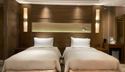 Premier Twin Room