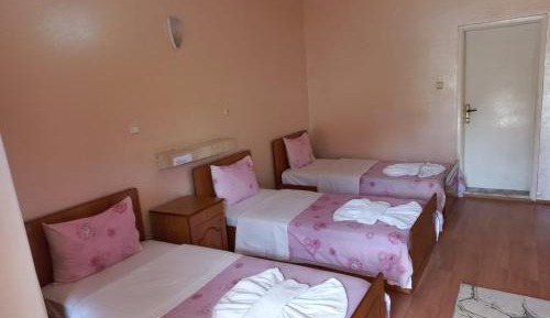 Comfort Triple Room with Shower