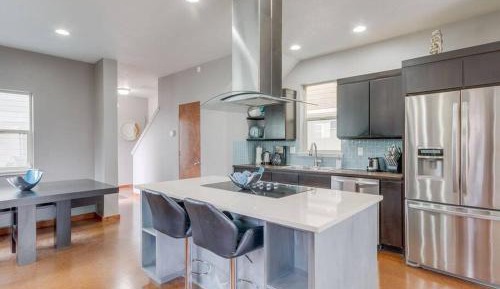 Three-Bedroom Townhouse