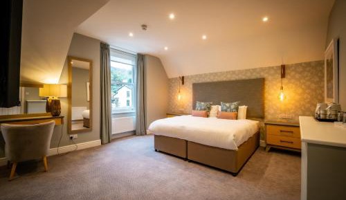 Double or Twin Room with Private Bathroom