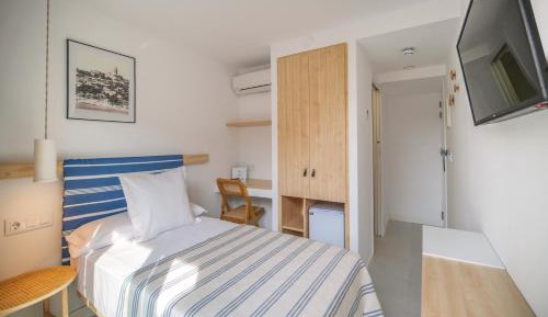 Single Room with Balcony