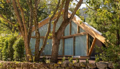 Double or Twin Room with Private Bathroom