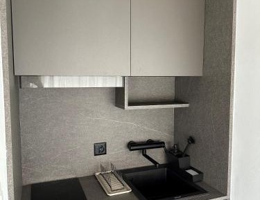 Executive Twin Studio 