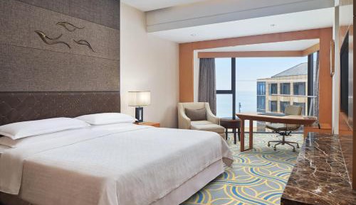 Seaview King Room