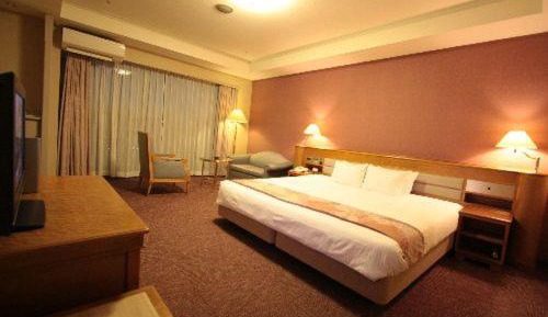 Double Room - Non-Smoking 