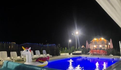 Three-Bedroom Townhouse