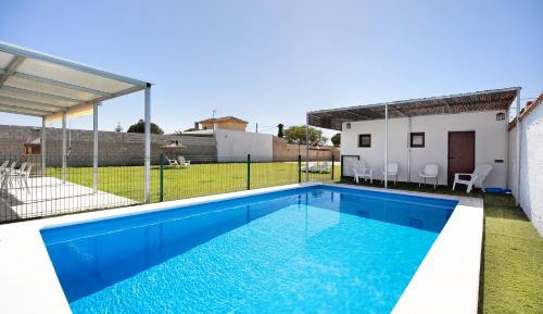 Three-Bedroom Superior Apartment