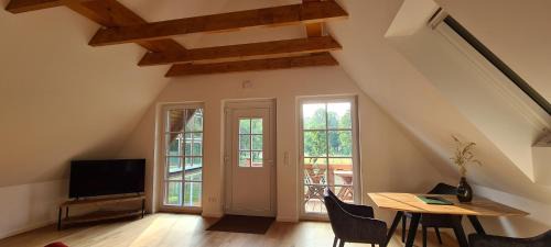 Apartment with Garden View