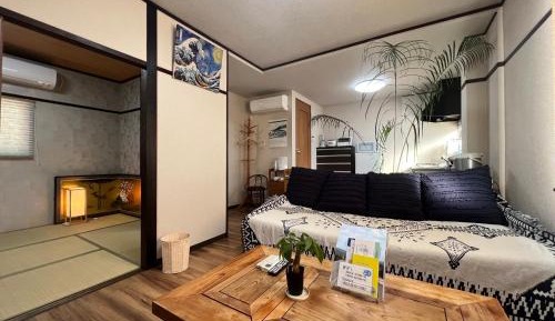 Apartment with Shower