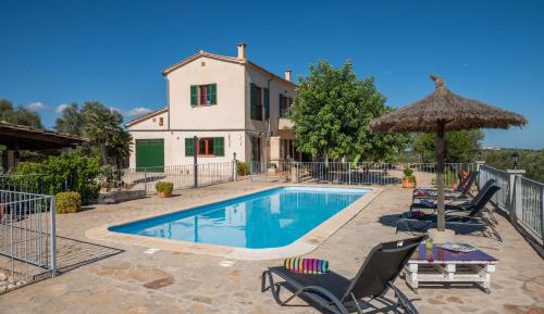 Villa with Garden View