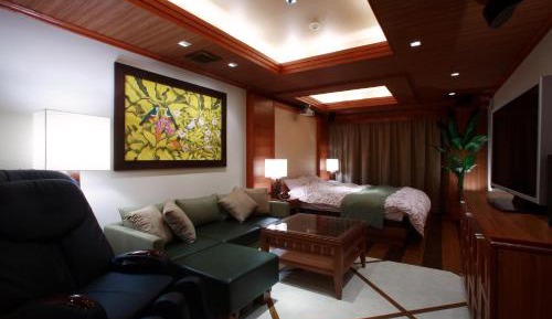 Large Double Room