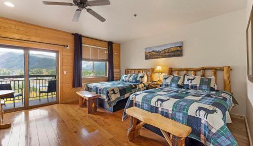 Standard Queen Room with Two Queen Beds