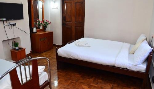 Deluxe Family Suite
