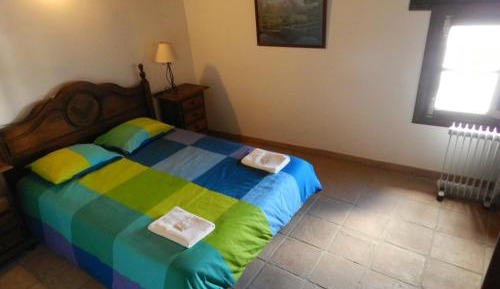 One-Bedroom Apartment (9)