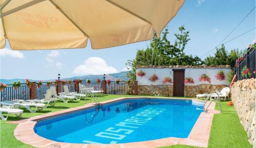 One-Bedroom Holiday Home