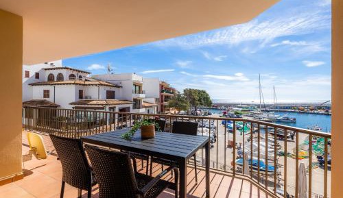 Three-Bedroom Superior Apartment