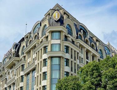 Premium King Room with City View